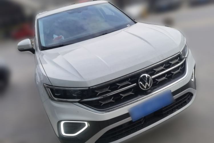 Used Volkswagen Tayron 2025 Zhongxiang Version 300TSI Front Right 45 Deg