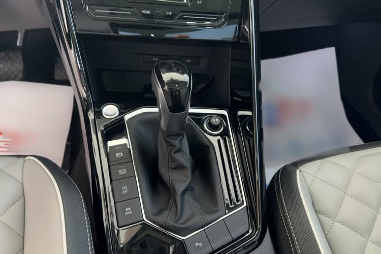 Used Volkswagen Tayron 2025 Zhongxiang Version 300TSI Gear Lever