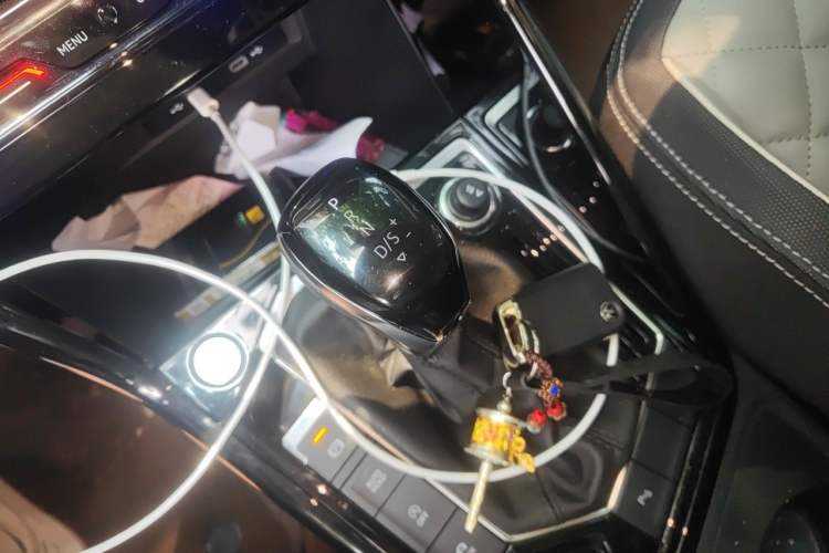 Used Volkswagen Tayron 2025 Zhongxiang Version 330TSI Gear Lever