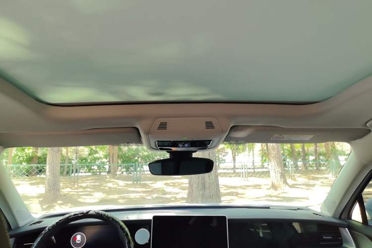 Used Volkswagen Tayron 2025 Tiguan L 330TSI Two-Wheel-Drive Elite Headliner