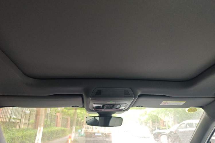 Used Volkswagen Tayron 2025 Tharu L 330TSI Two-Wheel Drive Elite City Package Headliner