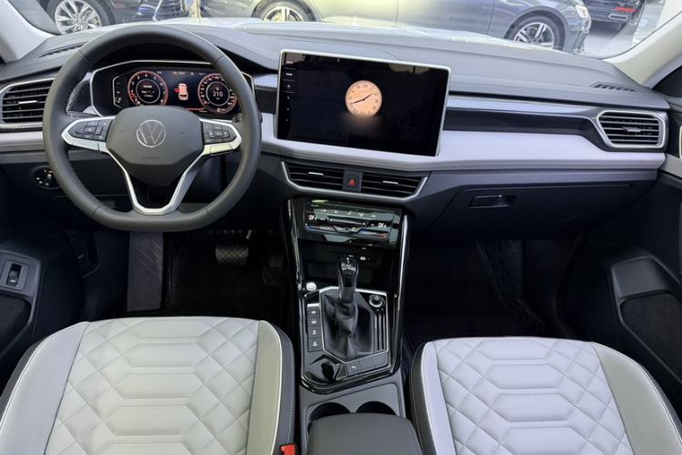 Used Volkswagen Tayron 2025 Zhongxiang Version 300TSI Interior 1