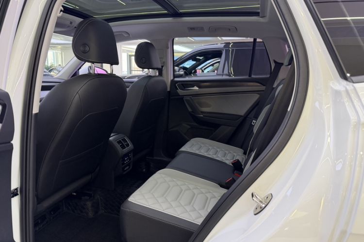 Used Volkswagen Tayron 2025 Zhongxiang Version 300TSI Interior 3
