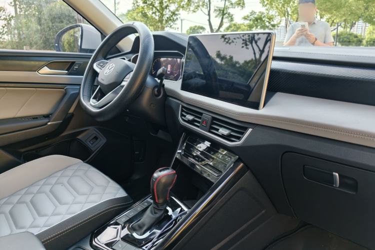 Used Volkswagen Tayron 2025 Zhongxiang Version 300TSI Interior 5