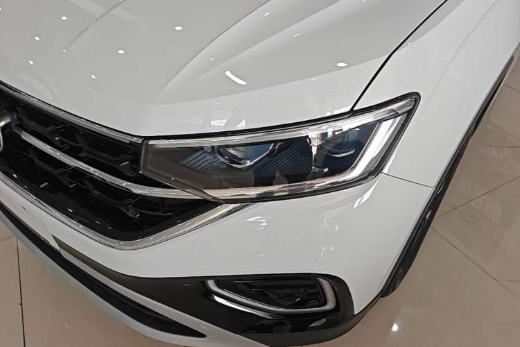 Used Volkswagen Tayron 2025 Facelifted Model, Popular Version, 300TSI Left Front Headlight