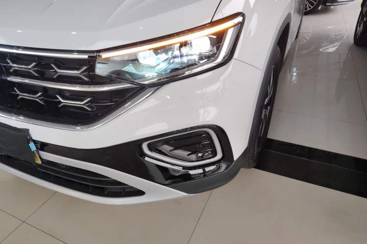 Used Volkswagen Tayron 2025 Facelifted Model, Popular Version, 300TSI Left Front Headlight