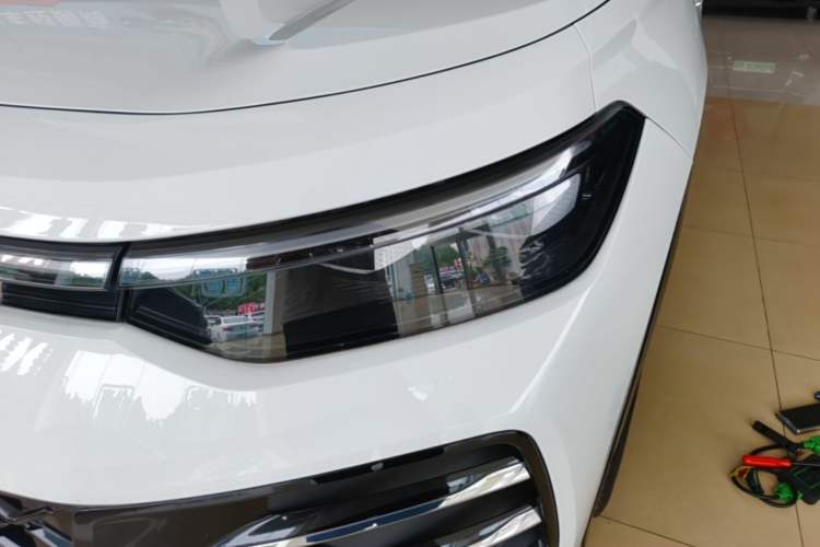 Used Volkswagen Tayron 2025 Tharu L 330TSI Two-Wheel Drive Elite City Package Left Front Headlight