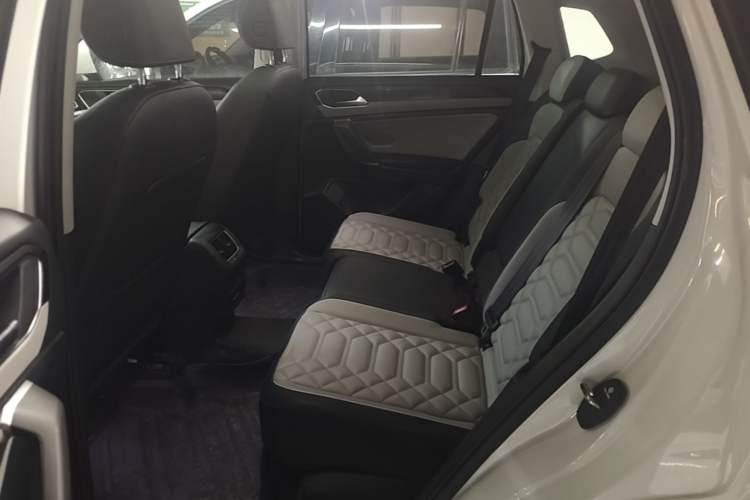 Used Volkswagen Tayron 2025 Zhongxiang Version 300TSI Left Rear Seat