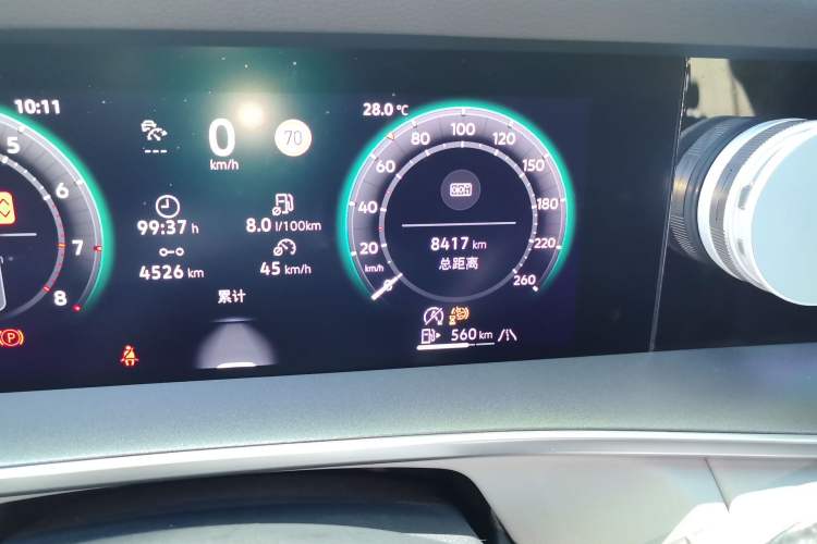 Used Volkswagen Tayron 2025 Tiguan L 330TSI Two-Wheel-Drive Elite Odometer Close Up