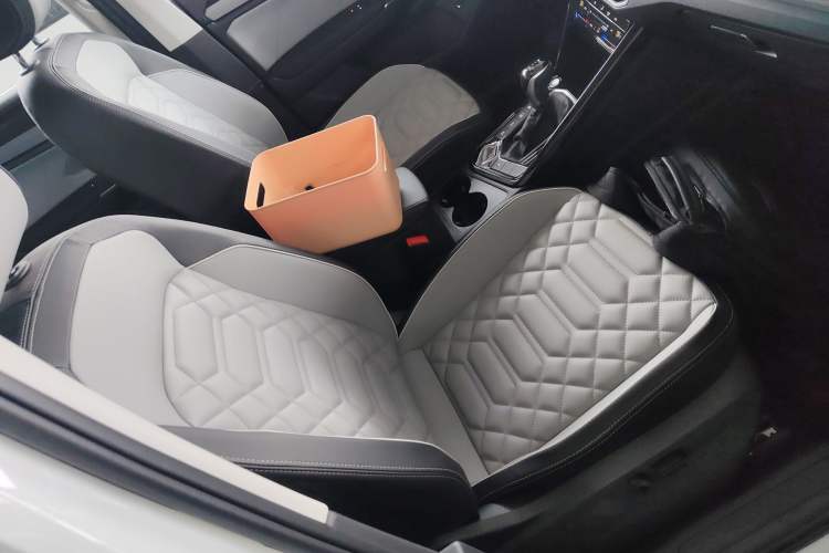 Used Volkswagen Tayron 2025 Facelifted Model, Popular Version, 300TSI Right Front Seat