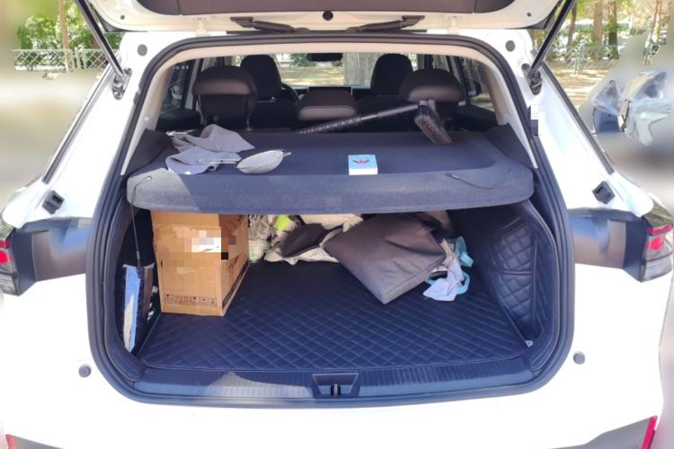 Used Volkswagen Tayron 2025 Tiguan L 330TSI Two-Wheel-Drive Elite Trunk