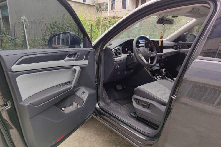 Used Volkswagen Tayron 2026 Model, 30 Million Vehicles Selected Version, 330TSI Driver Seat