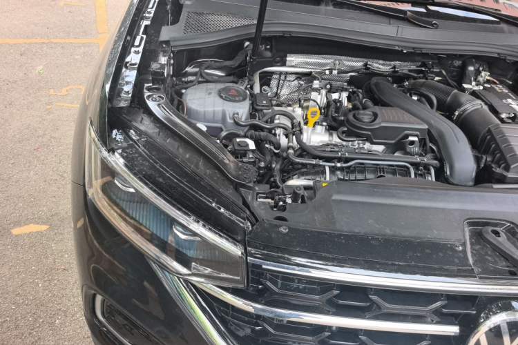 Used Volkswagen Tayron 2026 Model, 30 Million Vehicles Selected Version, 300TSI Engine Bay Right