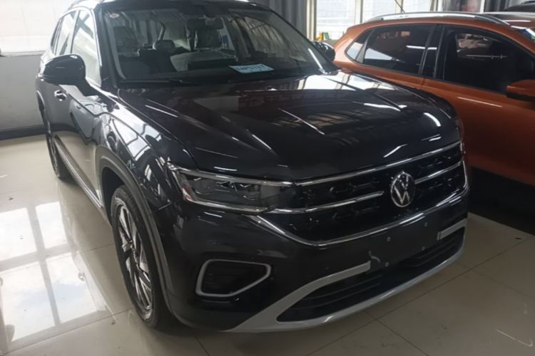 Used Volkswagen Tayron 2026 Model, 30 Million Vehicles Selected Version, 300TSI Front Right 45 Deg