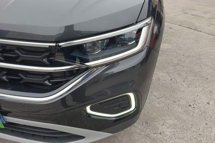 Used Volkswagen Tayron 2026 Model, 30 Million Vehicles Selected Version, 300TSI Left Front Headlight