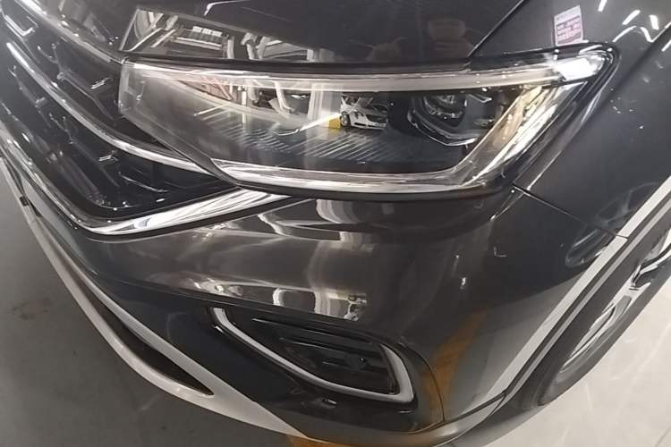 Used Volkswagen Tayron 2026 Model, 30 Million Vehicles Selected Version, 300TSI Left Front Headlight
