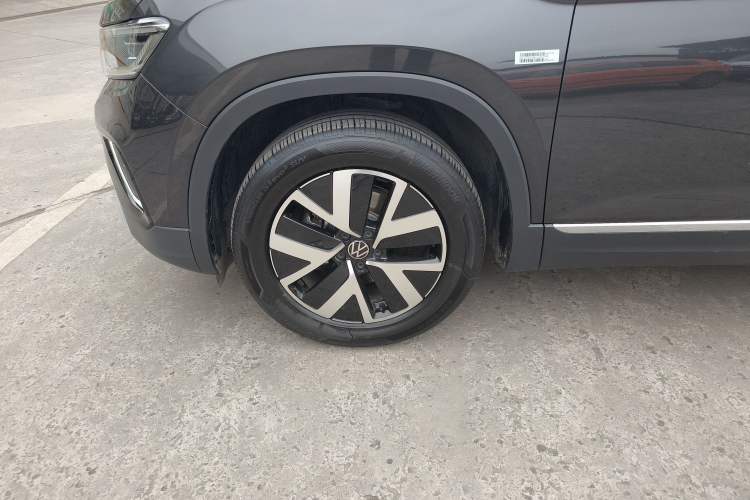 Used Volkswagen Tayron 2026 Model, 30 Million Vehicles Selected Version, 300TSI Left Front Wheel Hub