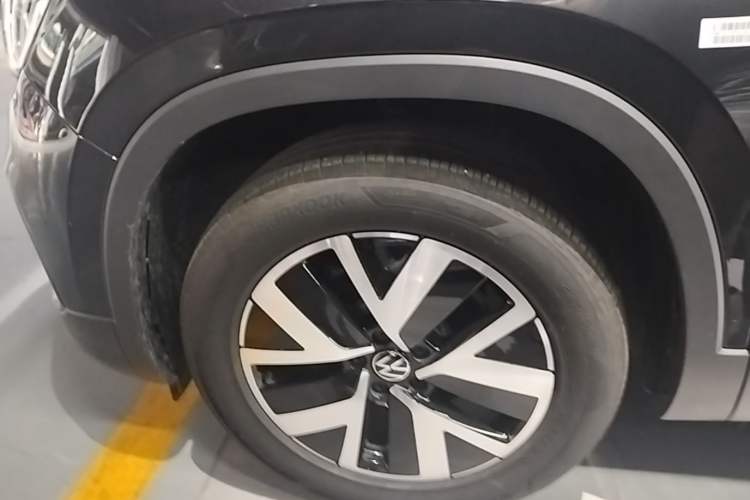 Used Volkswagen Tayron 2026 Model, 30 Million Vehicles Selected Version, 300TSI Left Front Wheel Hub