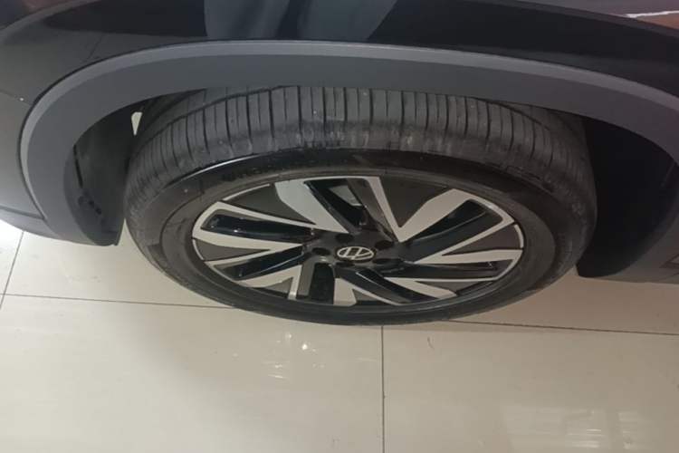 Used Volkswagen Tayron 2026 Model, 30 Million Vehicles Selected Version, 300TSI Left Front Wheel Hub