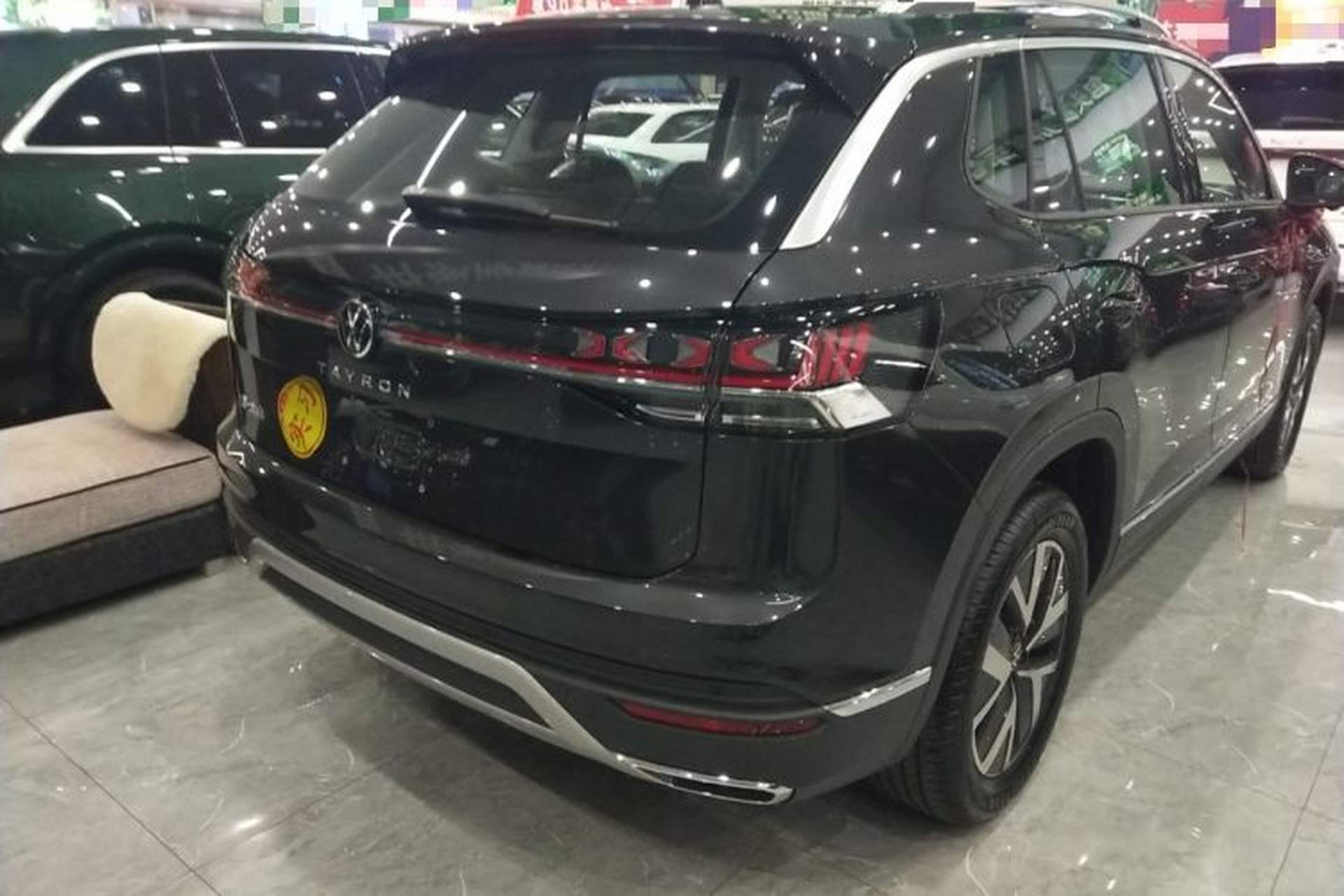 Used Volkswagen Tayron 2026 Model, 30 Million Vehicles Selected Version, 300TSI Rear Right 45 Deg