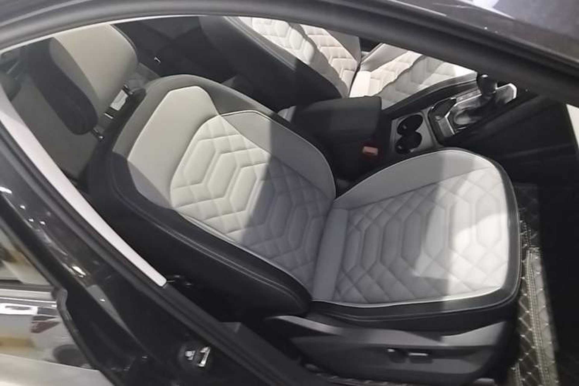 Used Volkswagen Tayron 2026 Model, 30 Million Vehicles Selected Version, 300TSI Right Front Seat