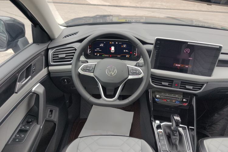 Used Volkswagen Tayron 2026 Model, 30 Million Vehicles Selected Version, 300TSI Steering Wheel