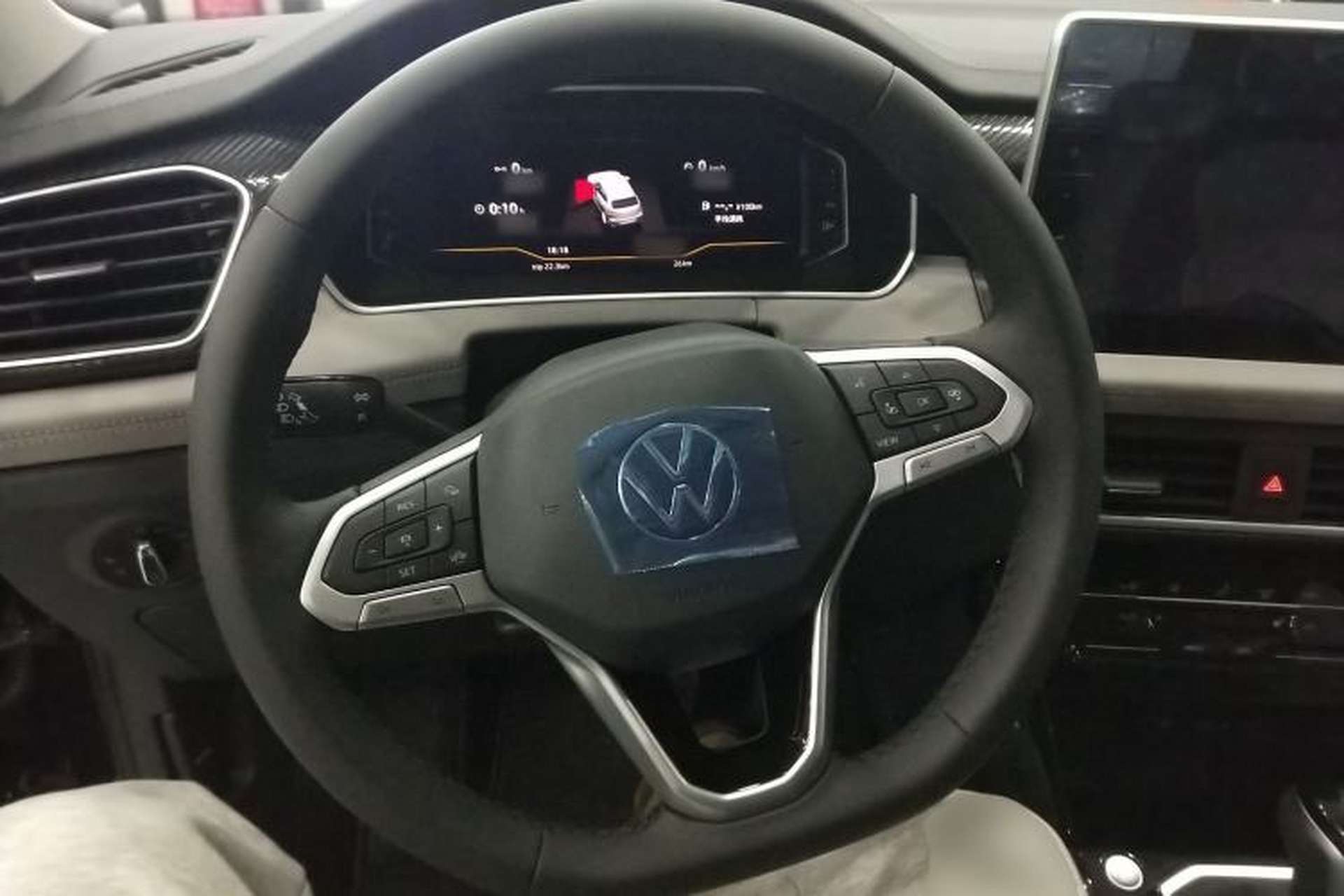 Used Volkswagen Tayron 2026 Model, 30 Million Vehicles Selected Version, 300TSI Steering Wheel