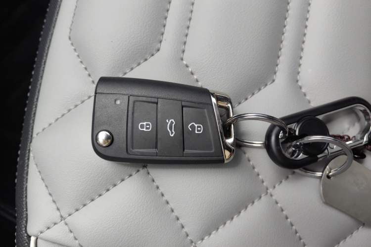 Used Volkswagen Tayron 2026 Model, 30 Million Vehicles Selected Version, 330TSI Vehicle Key
