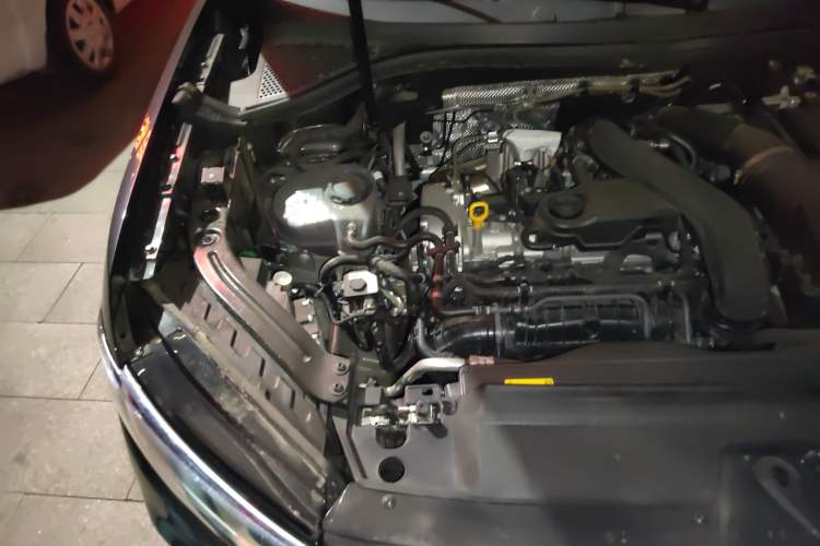 Used Volkswagen Tayron 2026 Model, 30 Million Vehicles Selected Version, 300TSI Engine Bay Right
