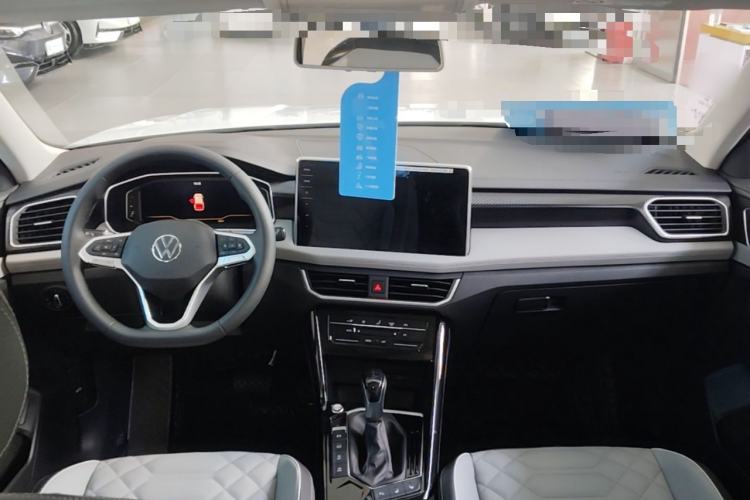 Used Volkswagen Tayron 2026 Model, 30 Million Vehicles Selected Version, 300TSI Center Console
