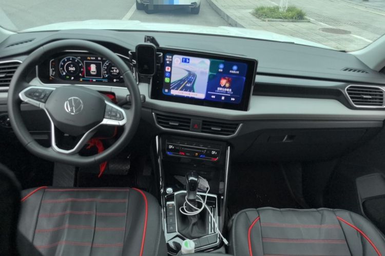 Used Volkswagen Tayron 2026 Model, 30 Million Vehicles Selected Version, 300TSI Center Console