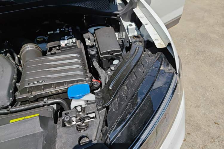 Used Volkswagen Tayron 2026 Model, 30 Million Vehicles Selected Version, 300TSI Engine Bay Left