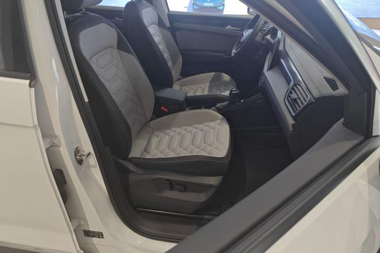 Used Volkswagen Tayron 2026 Model, 30 Million Vehicles Selected Version, 330TSI Interior 4