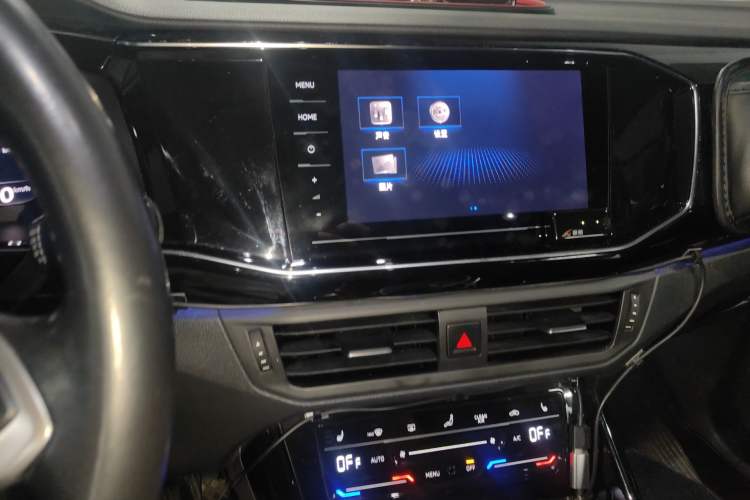 Used Volkswagen Tayron GTE Plug-in Hybrid 2020 1.4T Luxury Model Audio And AC Panel