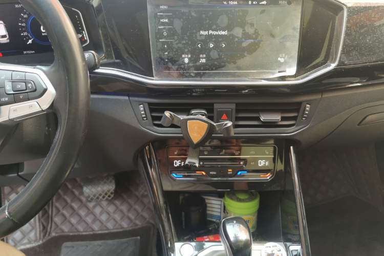 Used Volkswagen Tayron GTE Plug-in Hybrid 2020 1.4T Luxury Model Audio And AC Panel