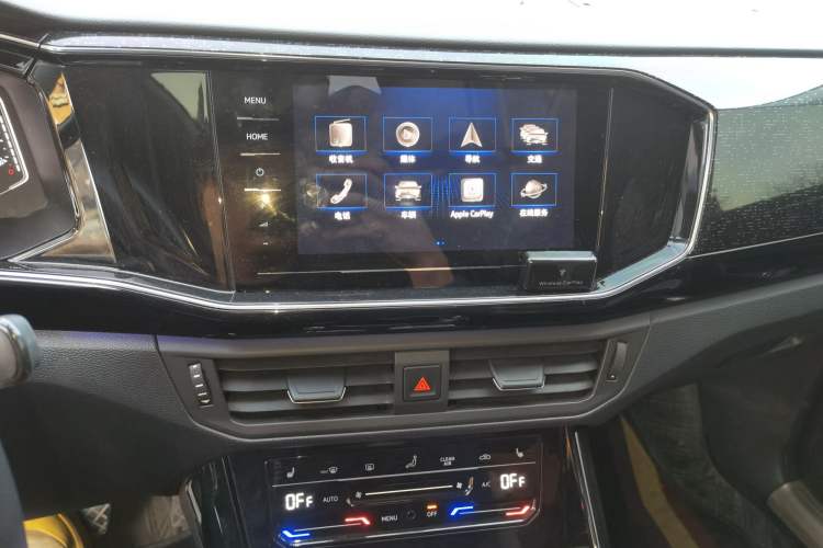 Used Volkswagen Tayron GTE Plug-in Hybrid 2020 1.4T Luxury Model Audio And AC Panel