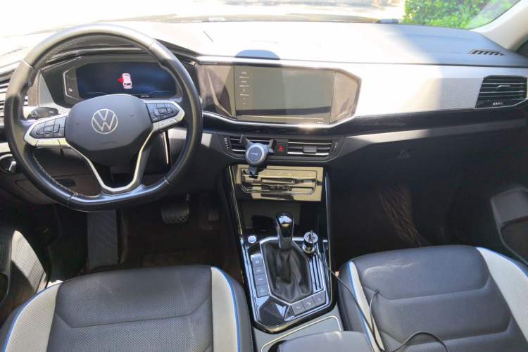 Used Volkswagen Tayron GTE Plug-in Hybrid 2020 1.4T Luxury Model Center Console