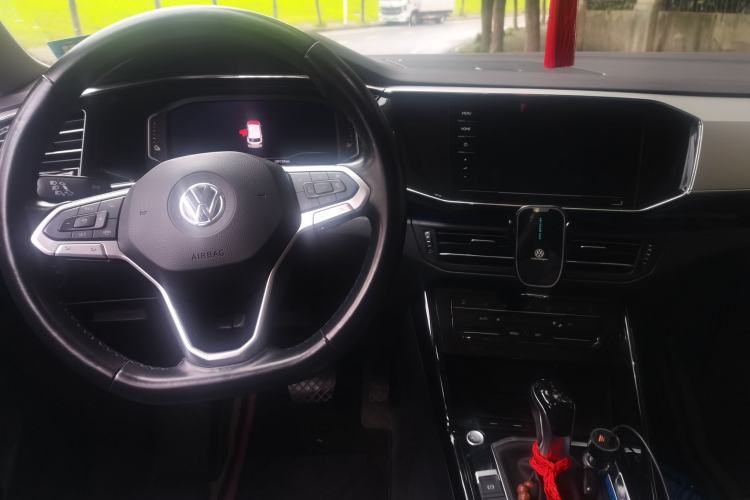 Used Volkswagen Tayron GTE Plug-in Hybrid 2020 1.4T Luxury Model Center Console