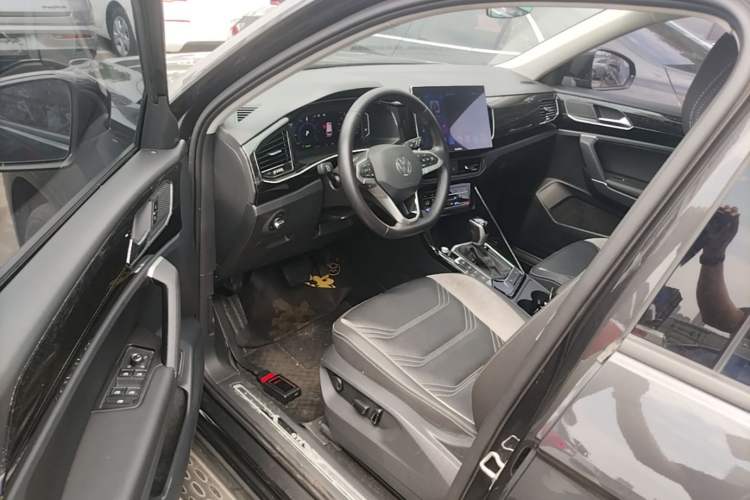 Used Volkswagen Tayron GTE Plug-in Hybrid 2020 1.4T Luxury Model Driver Seat