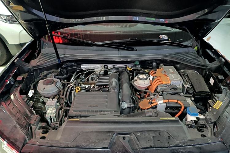 Used Volkswagen Tayron GTE Plug-in Hybrid 2020 1.4T Luxury Model Engine Bay