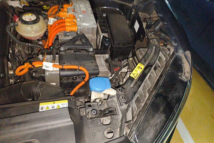 Used Volkswagen Tayron GTE Plug-in Hybrid 2020 1.4T Luxury Model Engine Bay Left