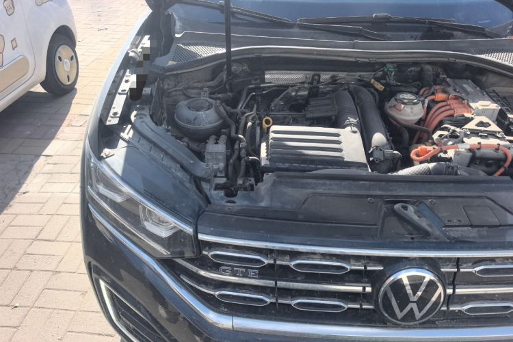 Used Volkswagen Tayron GTE Plug-in Hybrid 2020 1.4T Luxury Model Engine Bay Right