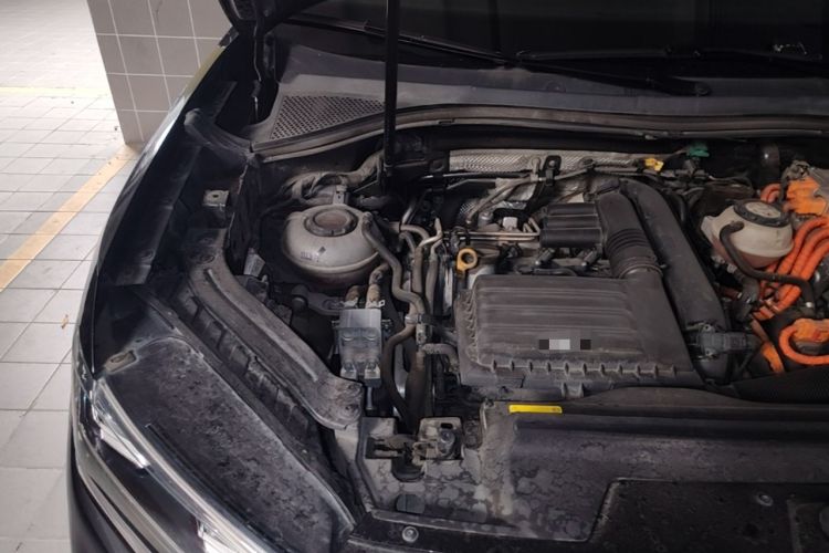 Used Volkswagen Tayron GTE Plug-in Hybrid 2020 1.4T Luxury Model Engine Bay Right
