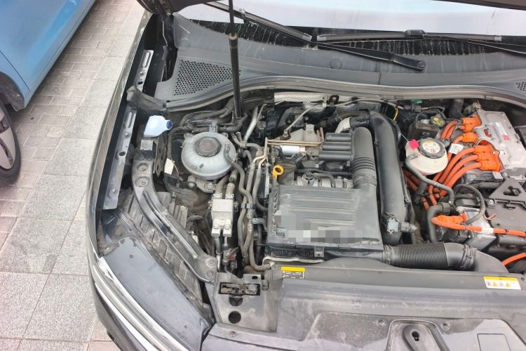 Used Volkswagen Tayron GTE Plug-in Hybrid 2020 1.4T Luxury Model Engine Bay Right