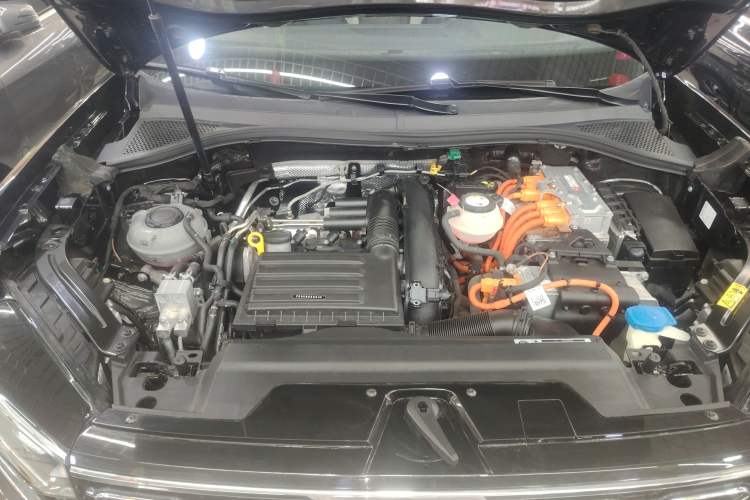 Used Volkswagen Tayron GTE Plug-in Hybrid 2020 1.4T Luxury Model Engine Bay