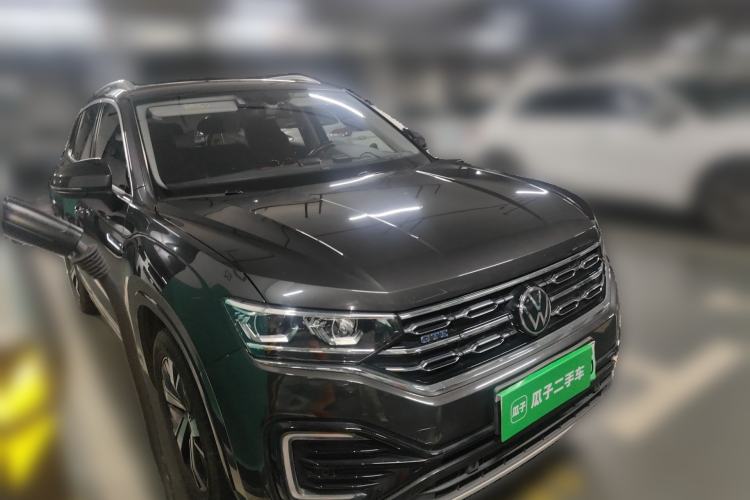 Used Volkswagen Tayron GTE Plug-in Hybrid 2020 1.4T Luxury Model Front Right 45 Deg