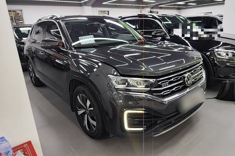 Used Volkswagen Tayron GTE Plug-in Hybrid 2020 1.4T Luxury Model Front Right 45 Deg