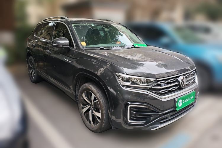 Used Volkswagen Tayron GTE Plug-in Hybrid 2020 1.4T Luxury Model Front Right 45 Deg