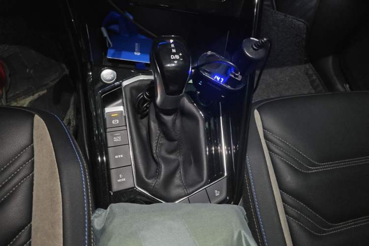 Used Volkswagen Tayron GTE Plug-in Hybrid 2020 1.4T Luxury Model Gear Lever