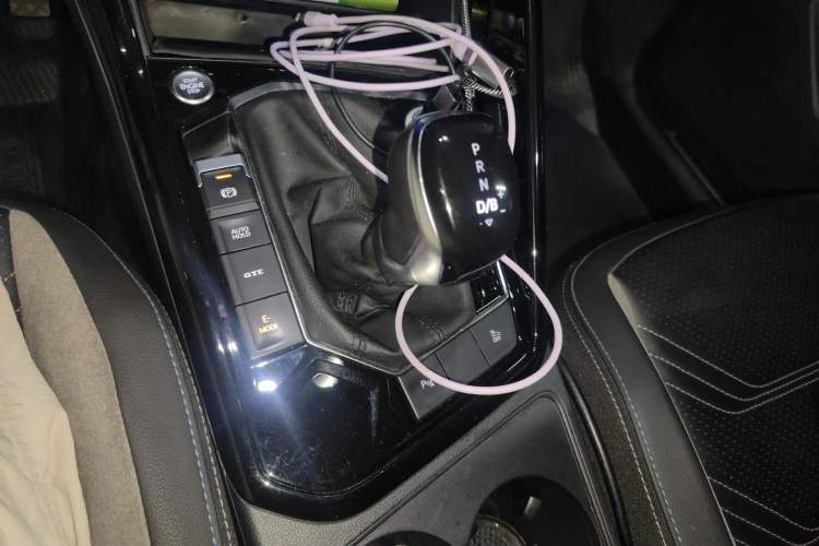 Used Volkswagen Tayron GTE Plug-in Hybrid 2020 1.4T Luxury Model Gear Lever